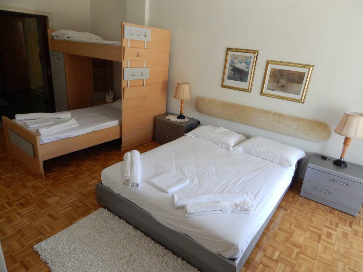 Zira Holiday House Makrygialos Buitenkant foto